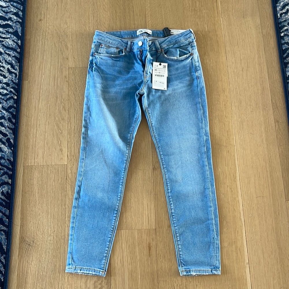 Zara mid rise slim fit jeans